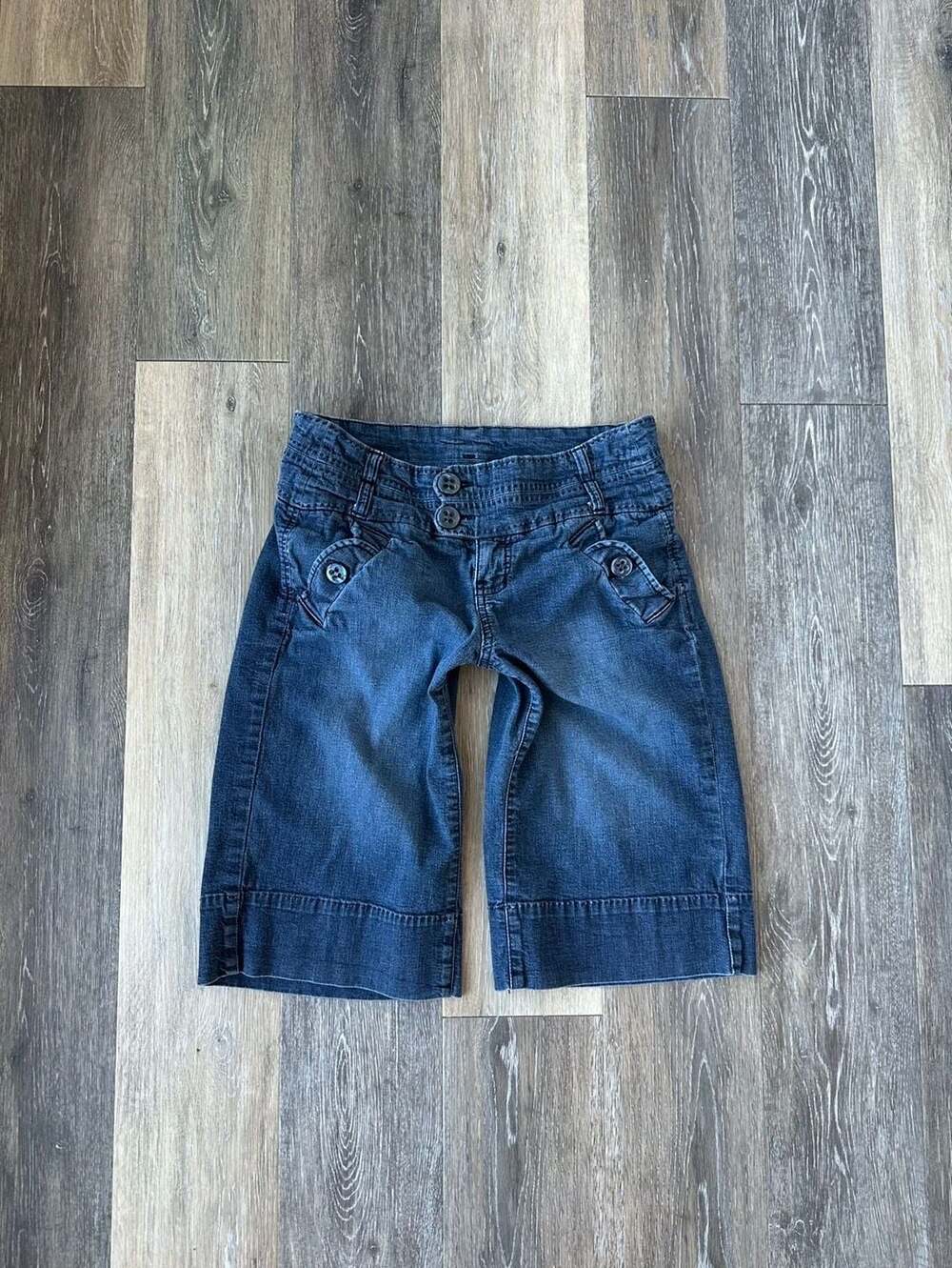 Rewind Denim Bermuda Shorts Size 9 Dark Wash Y2K Cuffed